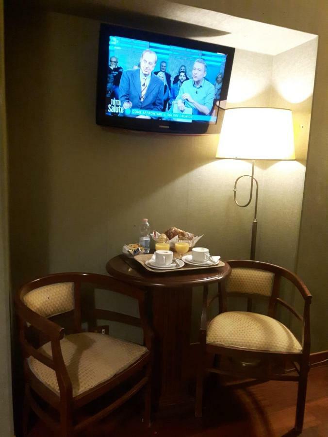 Hotel Domus Livia à Rome Extérieur photo
